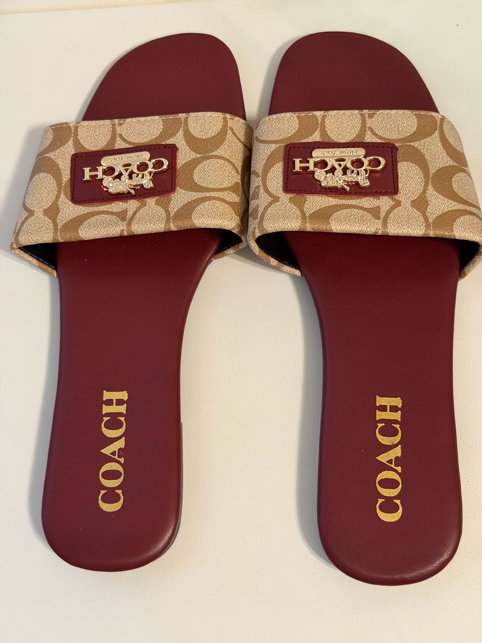 Women’s Luxury Designer-Inspired Toe Ring Slide Sandals (Multiple Colors)