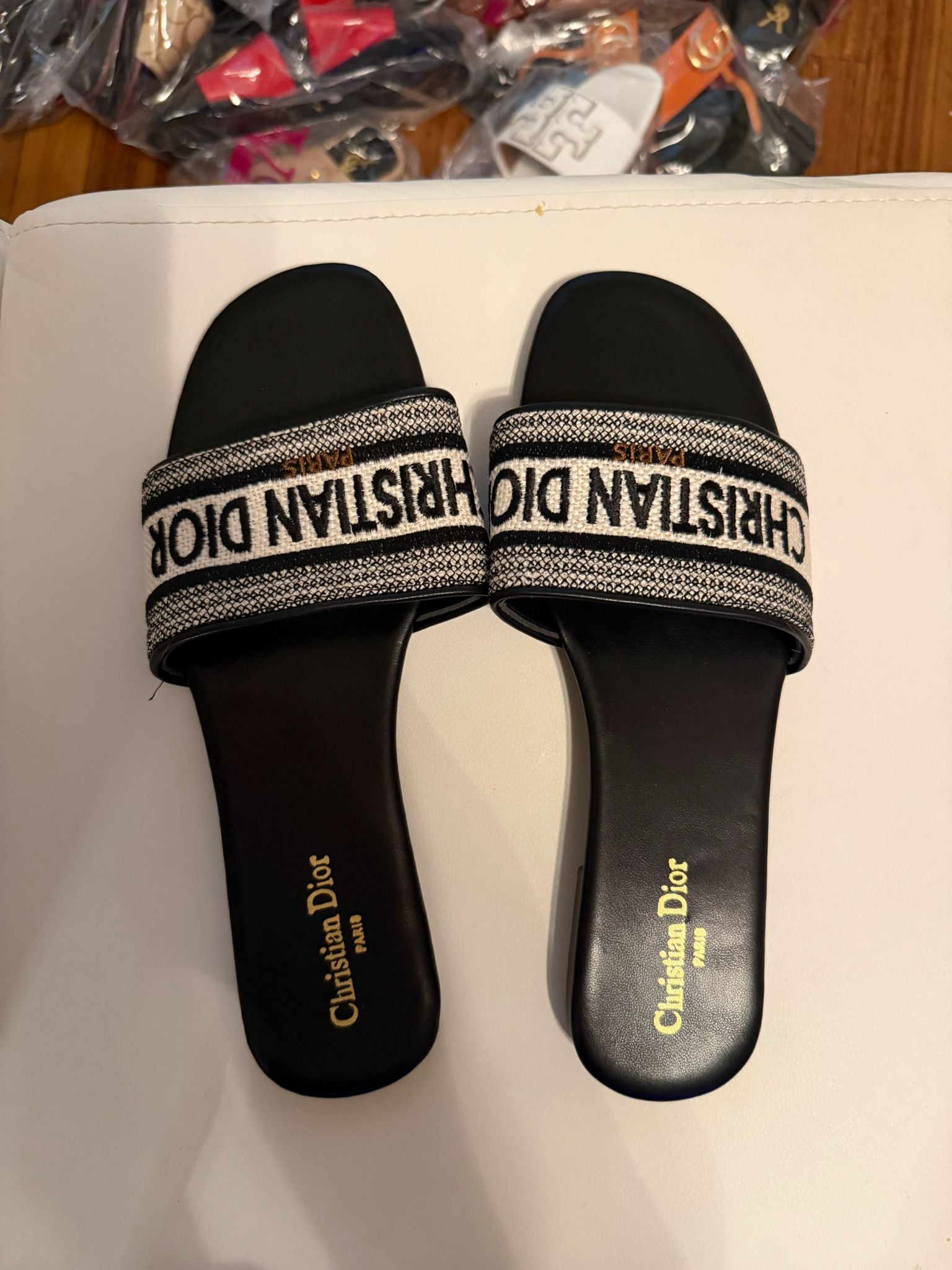 Women’s Luxury Designer-Inspired Toe Ring Slide Sandals (Multiple Colors)