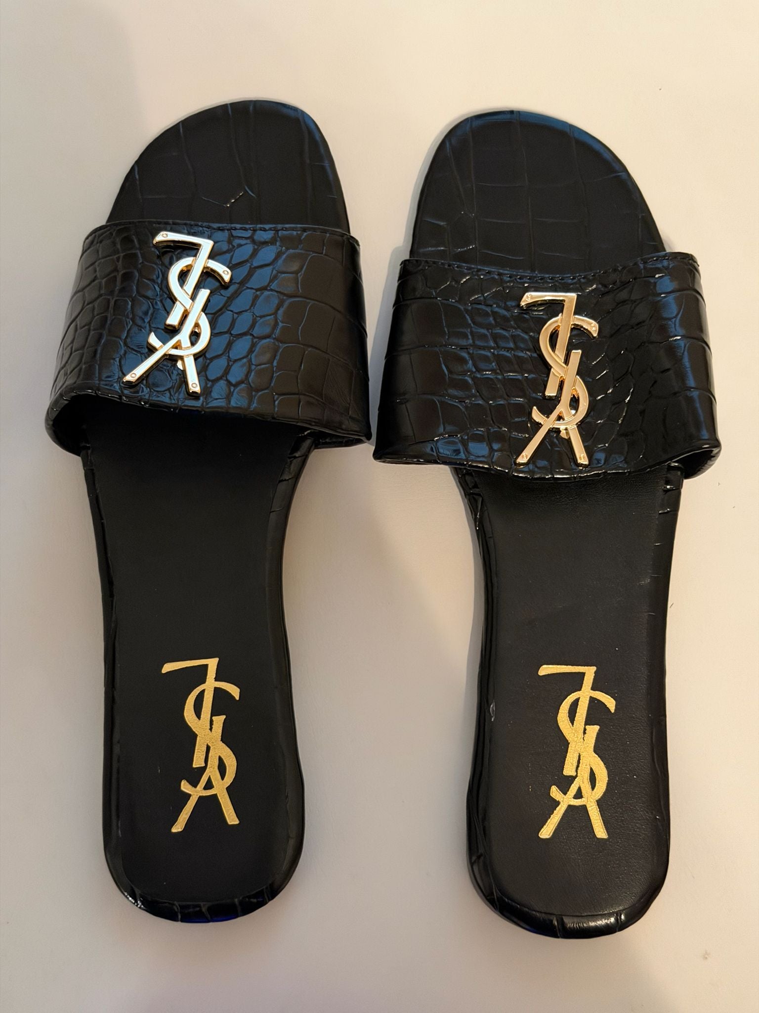 Women’s Luxury Designer-Inspired Slide Sandals (Multiple Colors)