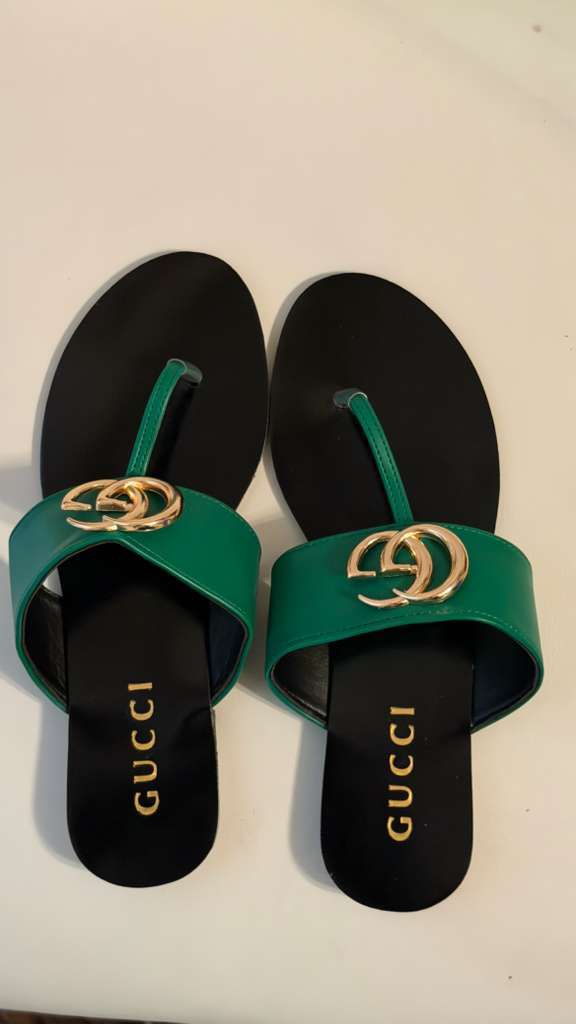 Women’s Luxury Designer-Inspired Toe Ring Slide Sandals (Multiple Colors)